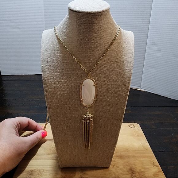 Kendra‎ scott Rayne whitel and gold necklace - Picture 9 of 11